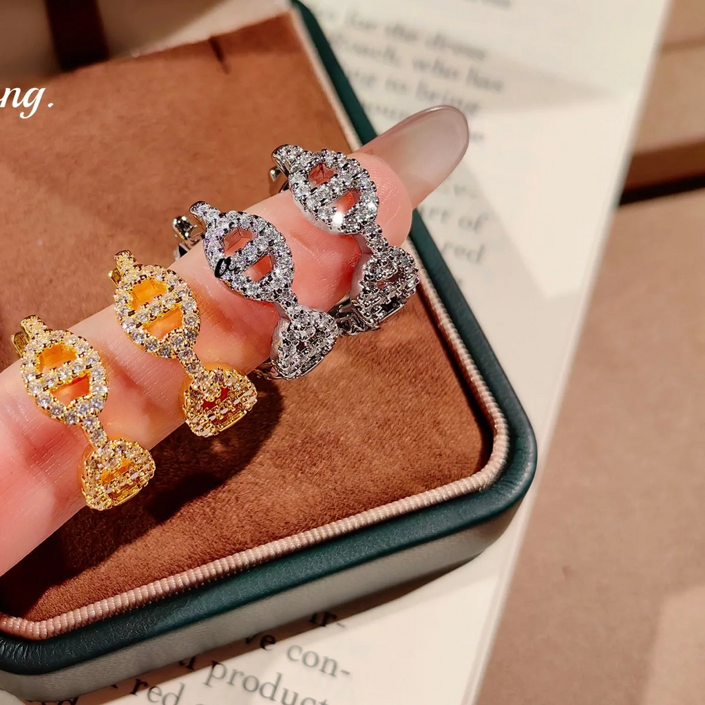 Boucle d’oreille MARINA STRASS