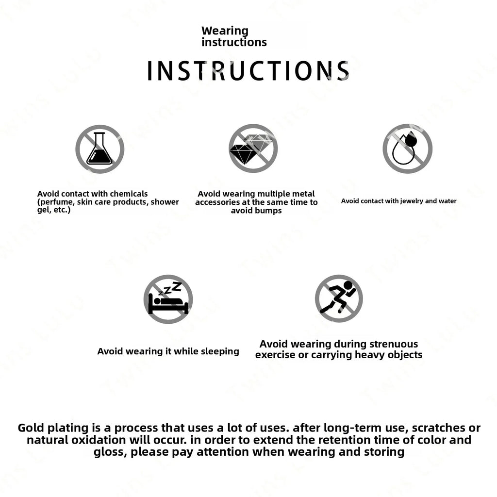 Bague LEANA élégante dorée avec étoiles strass