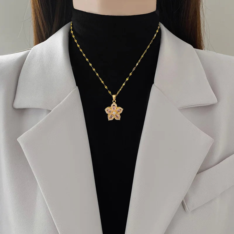 Collier ELIZA