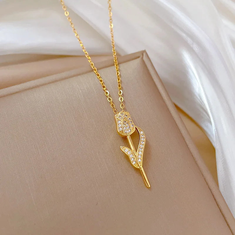 Collier ELIZA