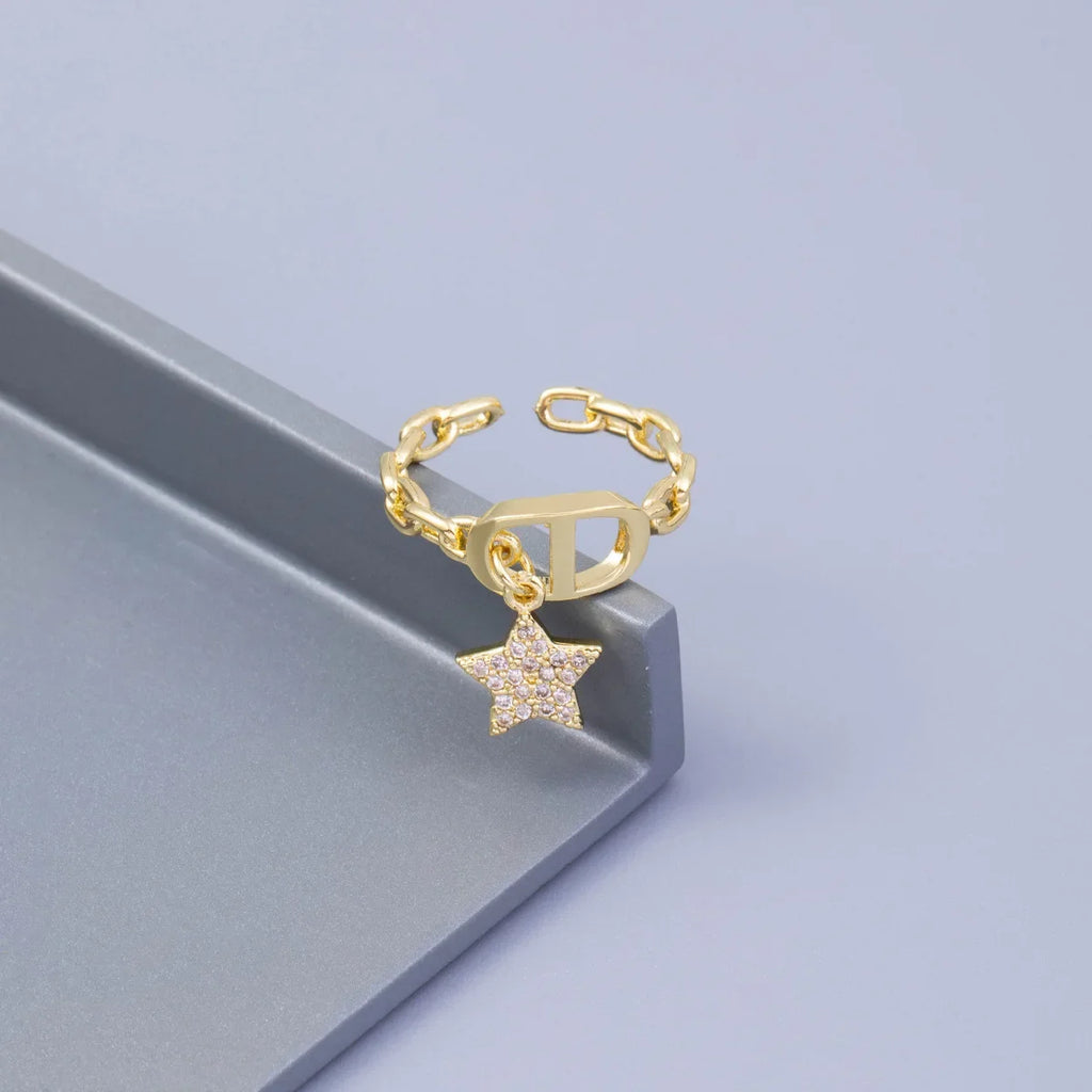 Bague LEANA élégante dorée avec étoiles strass