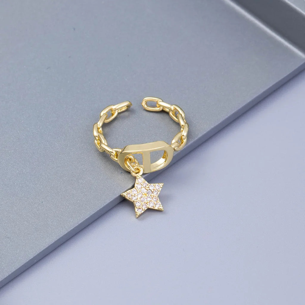 Bague LEANA élégante dorée avec étoiles strass