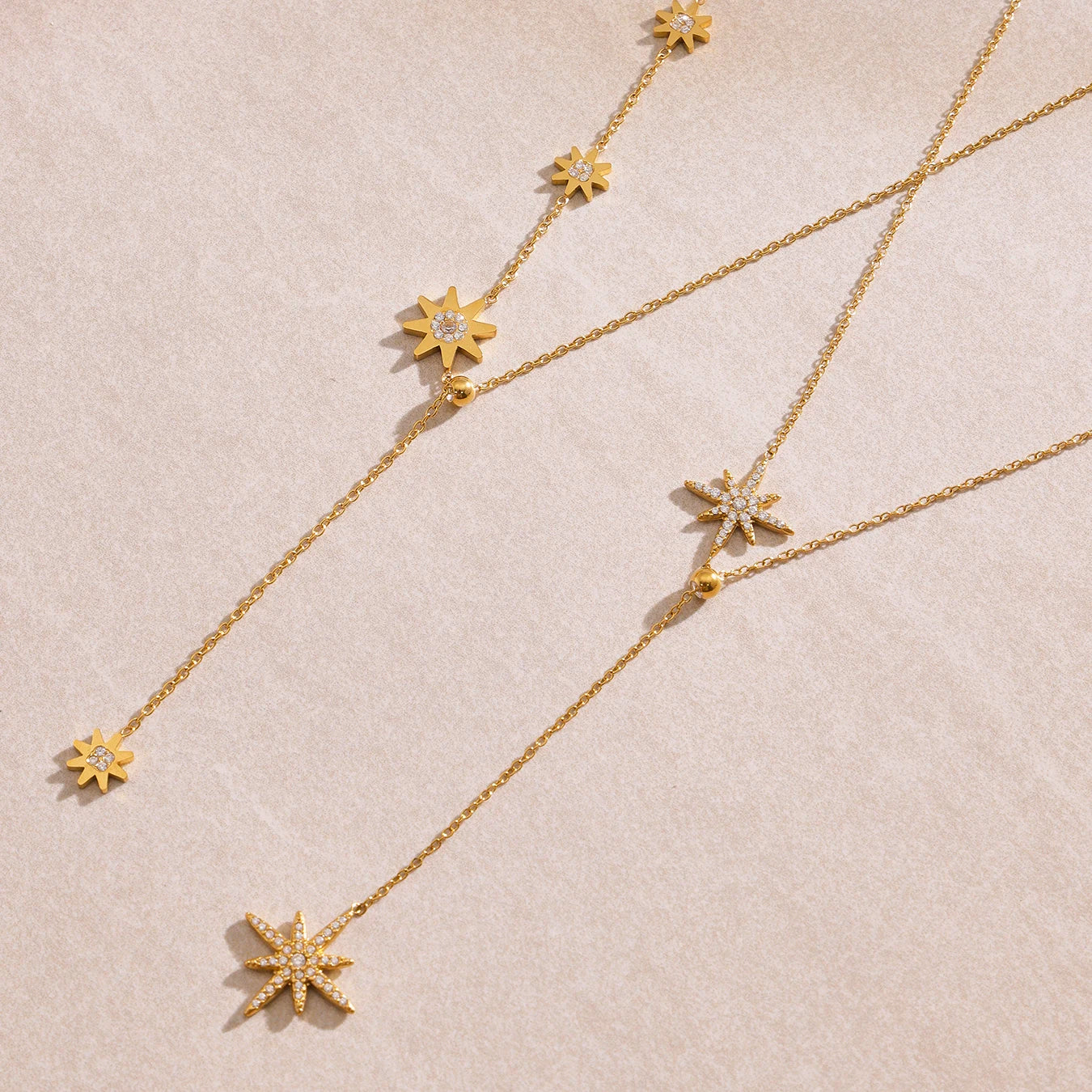 Collier METEORITE et collier ETOILE