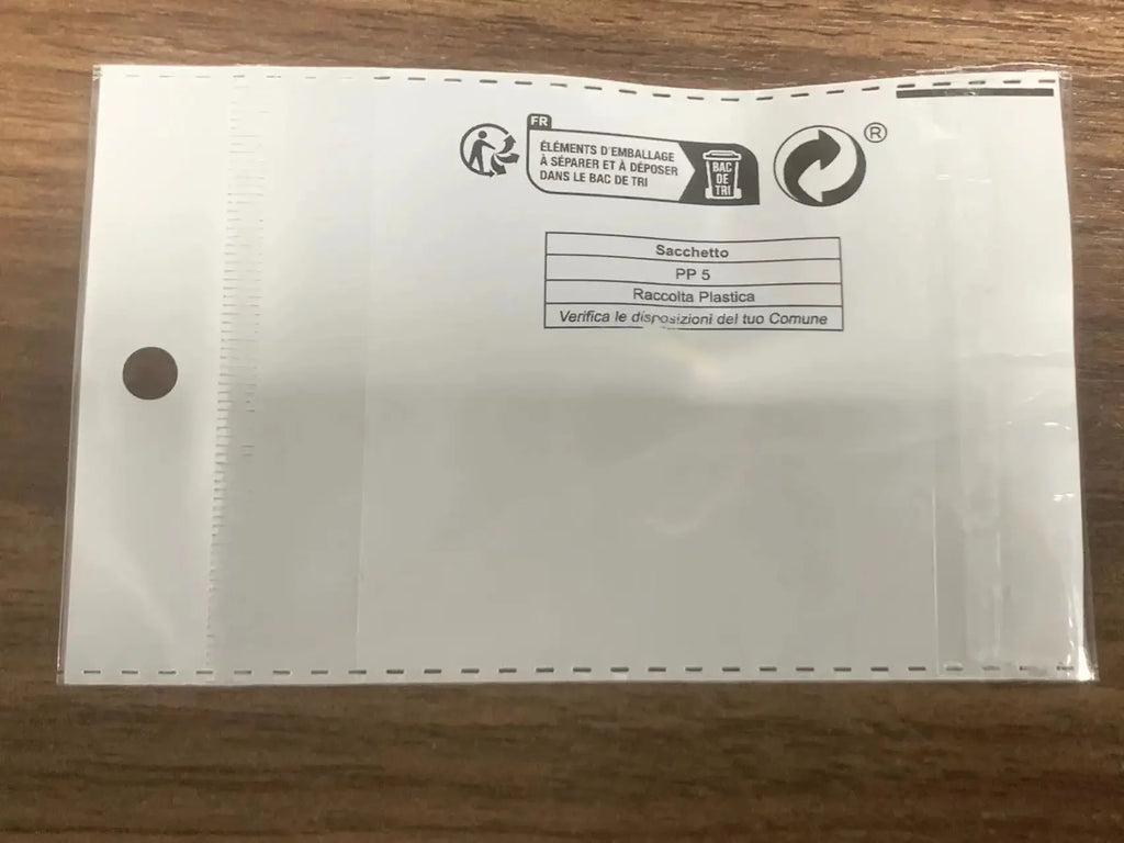 Bague LEANA élégante dorée avec étoiles strass